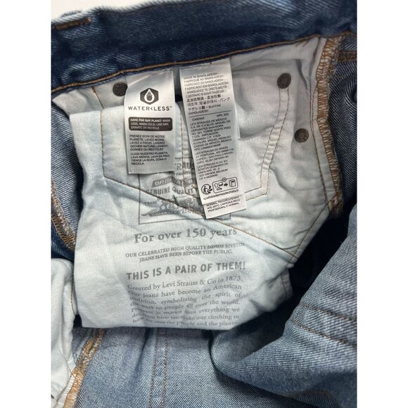 Levi's Baggy Jeans in Blue - Picture 4 of 4